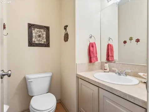 19324 Mayfly Court Oregon City OR 97045
