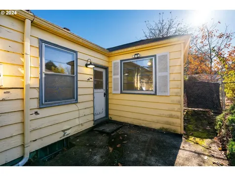 2536 N Baldwin Street Portland OR 97217
