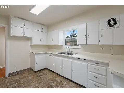 2536 N Baldwin Street Portland OR 97217