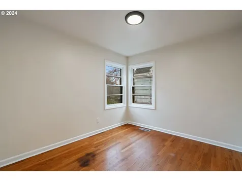 2536 N Baldwin Street Portland OR 97217