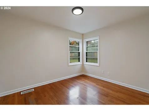 2536 N Baldwin Street Portland OR 97217