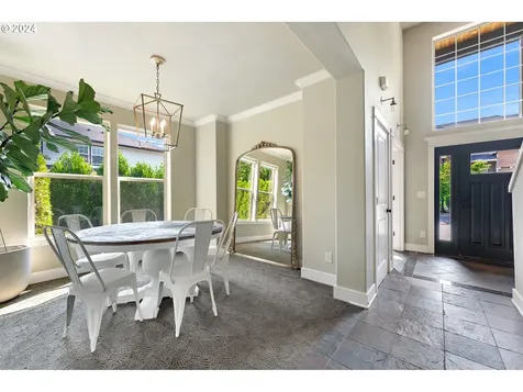 8609 SW Logan Lane Tualatin OR 97062