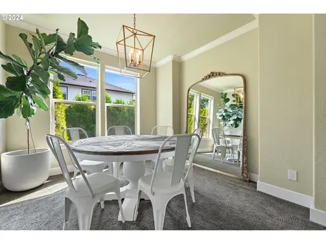 8609 SW Logan Lane Tualatin OR 97062
