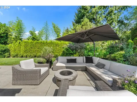8609 SW Logan Lane Tualatin OR 97062