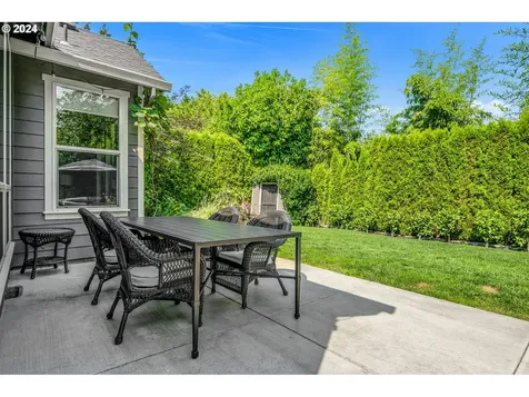 8609 SW Logan Lane Tualatin OR 97062