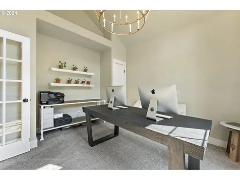 8609 SW Logan Lane Tualatin OR 97062