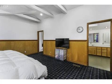 301 Ne Lucas Road Troutdale OR 97060