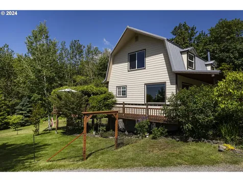 301 Ne Lucas Road Troutdale OR 97060