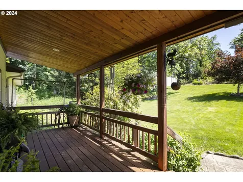301 Ne Lucas Road Troutdale OR 97060
