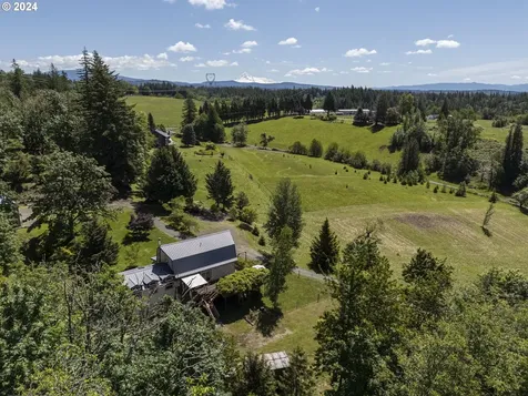 301 Ne Lucas Road Troutdale OR 97060