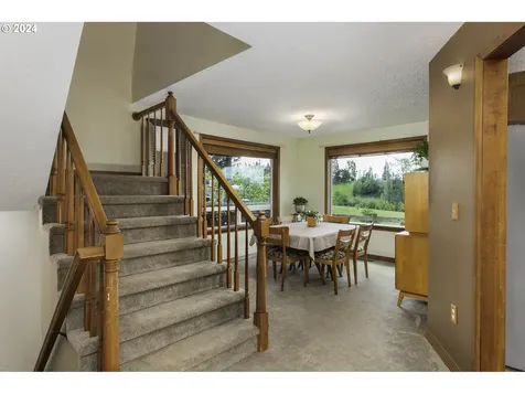 301 Ne Lucas Road Troutdale OR 97060