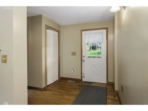301 Ne Lucas Road Troutdale OR 97060