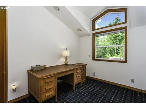 301 Ne Lucas Road Troutdale OR 97060