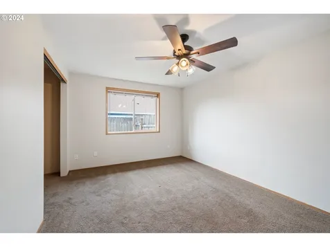 120 Oxford Road Longview WA 98632