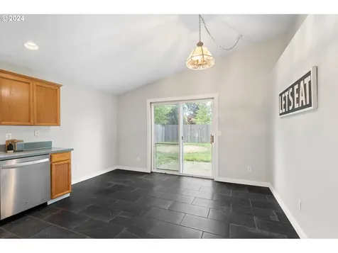 120 Oxford Road Longview WA 98632