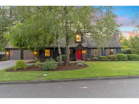 4301 Sw 54th Place Portland OR 97221