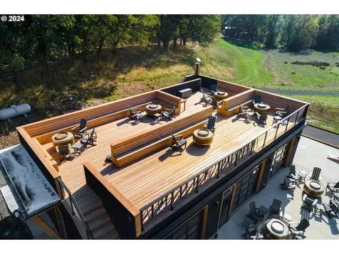 8085 NE Oak Springs Farm Road Carlton OR 97111