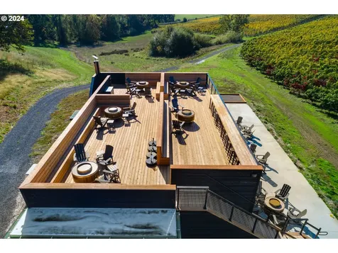 8085 NE Oak Springs Farm Road Carlton OR 97111