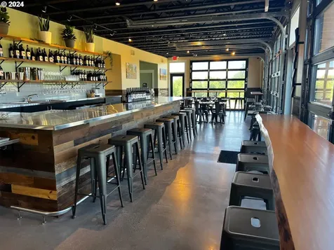 8085 NE Oak Springs Farm Road Carlton OR 97111