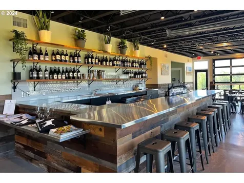 8085 NE Oak Springs Farm Road Carlton OR 97111