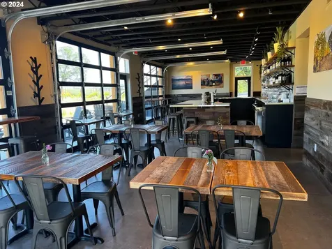 8085 NE Oak Springs Farm Road Carlton OR 97111