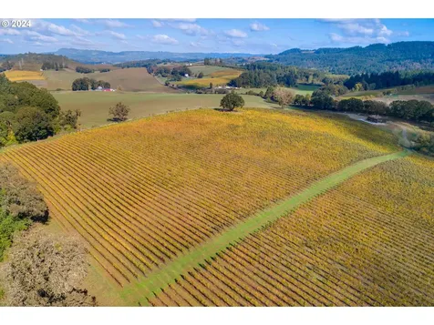 8085 NE Oak Springs Farm Road Carlton OR 97111