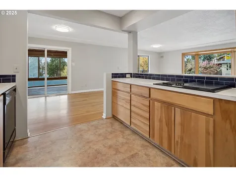5462 SW Dover Lane Portland OR 97225