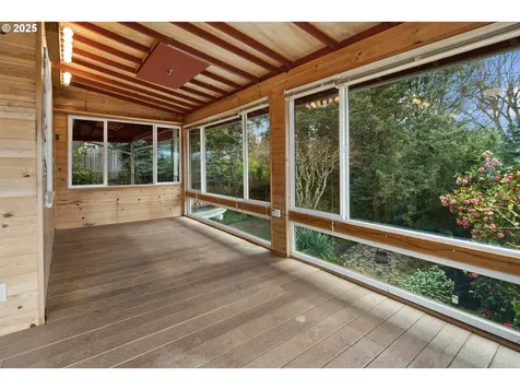 5462 SW Dover Lane Portland OR 97225