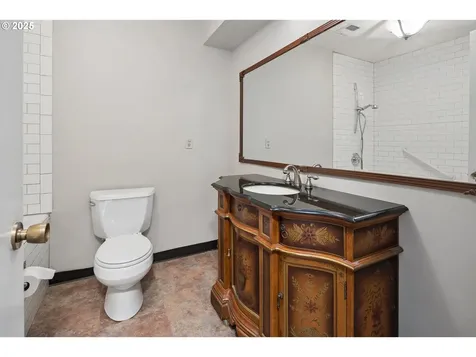 5462 SW Dover Lane Portland OR 97225