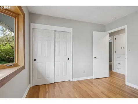 5462 SW Dover Lane Portland OR 97225