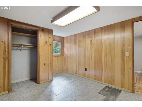 5462 SW Dover Lane Portland OR 97225