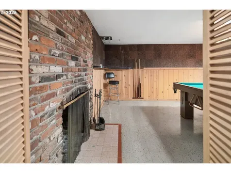 5462 SW Dover Lane Portland OR 97225