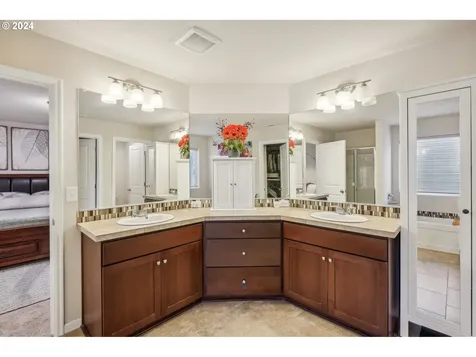 12105 NE 110th Street Vancouver WA 98682
