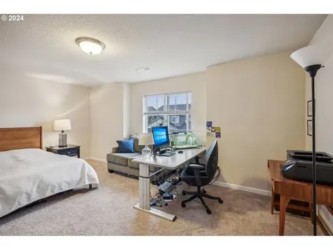 12105 NE 110th Street Vancouver WA 98682