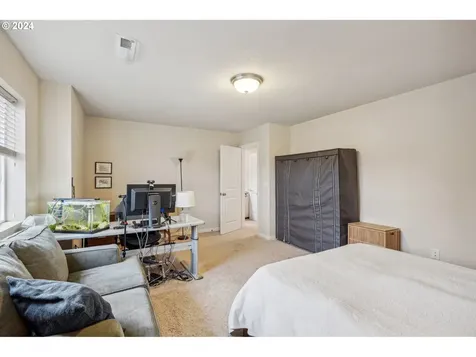 12105 NE 110th Street Vancouver WA 98682