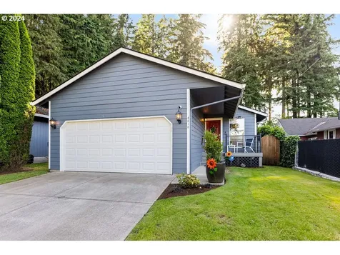 4616 NE 62nd Avenue Vancouver WA 98661