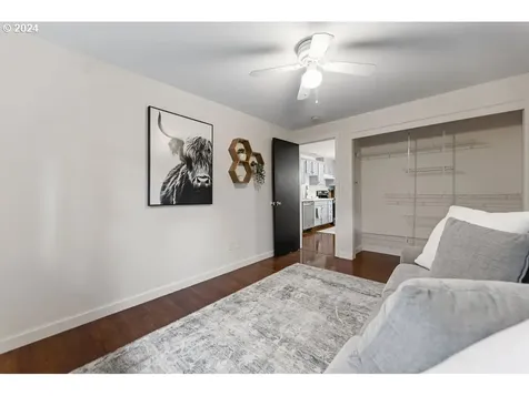 4616 NE 62nd Avenue Vancouver WA 98661