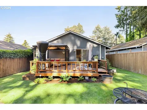 4616 NE 62nd Avenue Vancouver WA 98661