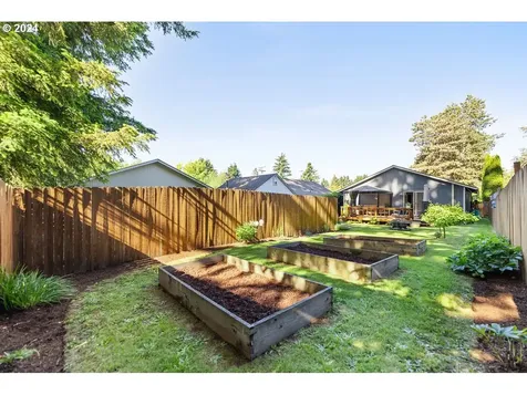 4616 NE 62nd Avenue Vancouver WA 98661