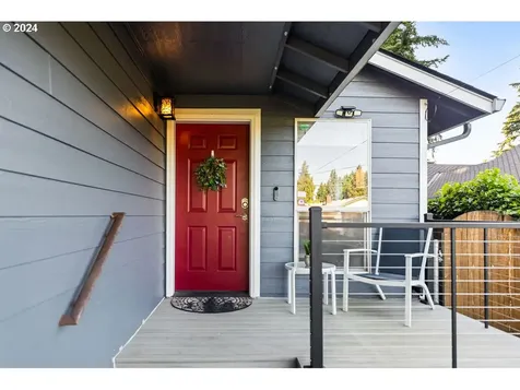 4616 NE 62nd Avenue Vancouver WA 98661
