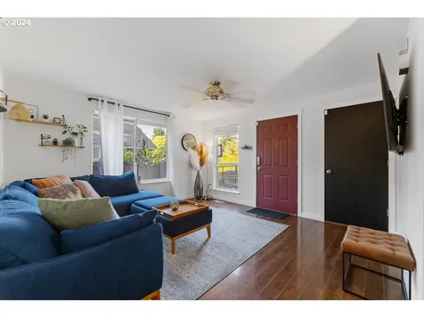 4616 NE 62nd Avenue Vancouver WA 98661