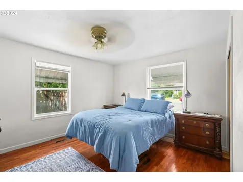 3850 Royal Avenue Eugene OR 97402