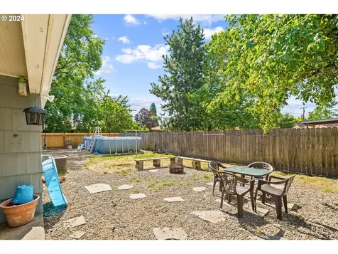 3850 Royal Avenue Eugene OR 97402