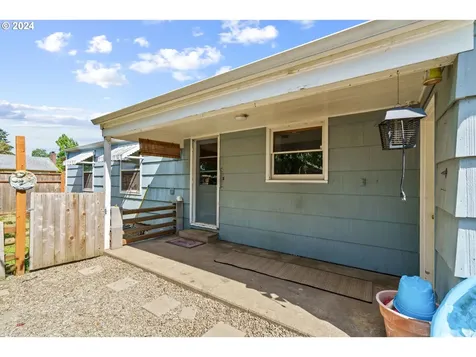 3850 Royal Avenue Eugene OR 97402