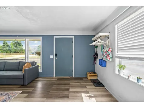 3850 Royal Avenue Eugene OR 97402
