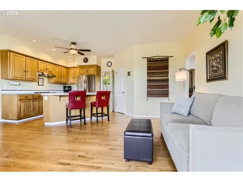 2393 Sw Border Way Gresham OR 97080