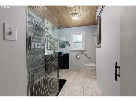 6126 Sw Jetty Avenue Lincoln City OR 97367