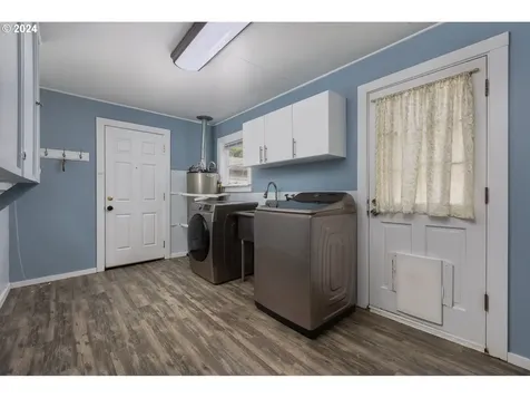 6126 Sw Jetty Avenue Lincoln City OR 97367