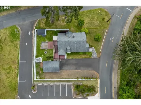 6126 Sw Jetty Avenue Lincoln City OR 97367