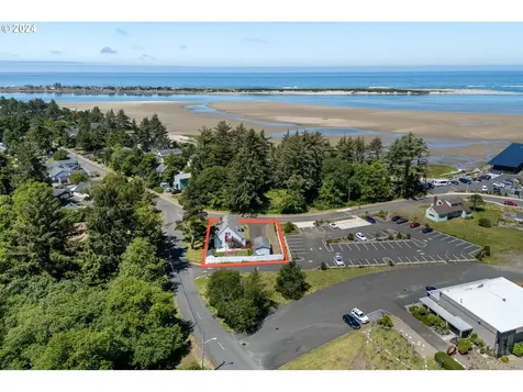 6126 Sw Jetty Avenue Lincoln City OR 97367